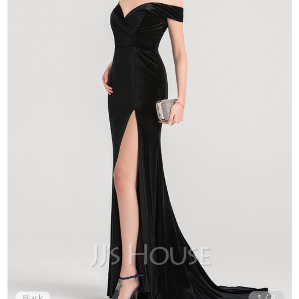 JJ HOUSE Mermaid Off-the-Shoulder Sweep Train Velvet Evening Dress- ink blue